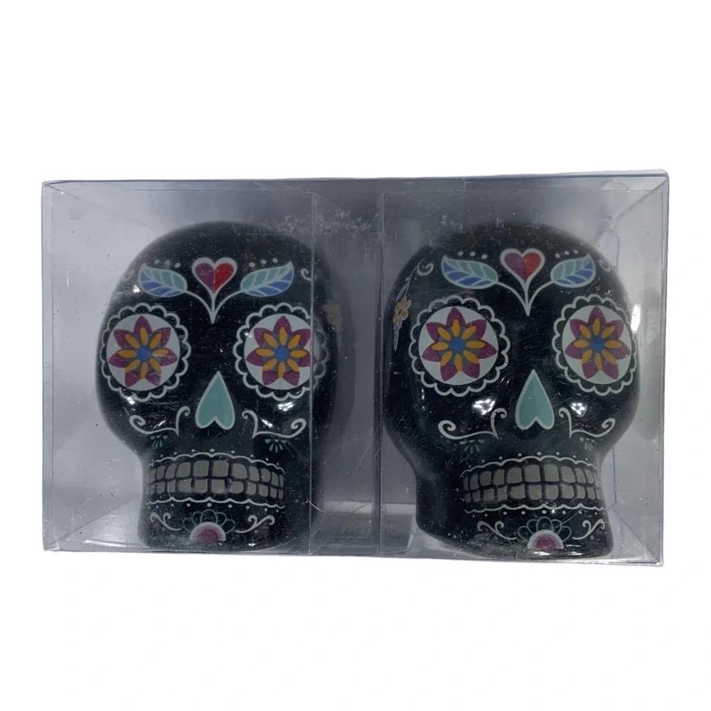 Sugar Skull Salt Pepper Shaker Set Ceramic Day of the Dead Multicolor Black 2 PC